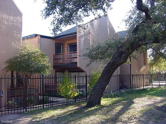 Building Photo - 2316 N Garrett Ave
