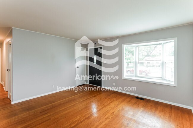 Foto del edificio - 5116 Red Fern Rd