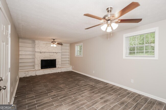 Foto del edificio - 2587 Beech St