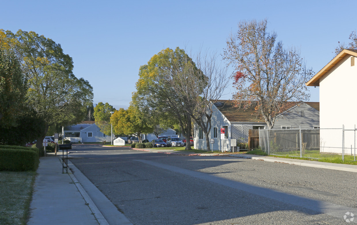 Building Photo - Leo Meyer Senior Plaza