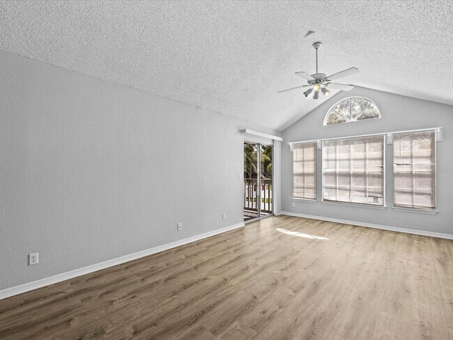Building Photo - 1073 S Hiawassee Rd