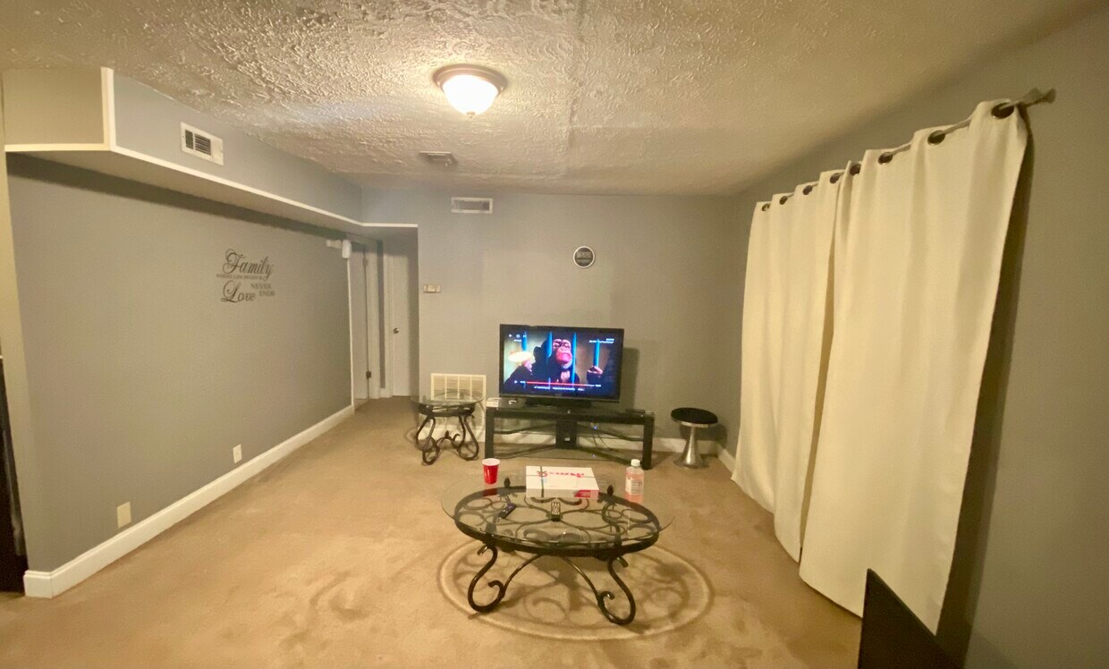 1482 Waverly Way Unit A1, Monroe, GA 30656 Apartments 1482 Waverly Way Monroe, GA