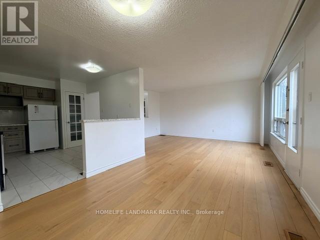 Photo du bâtiment - 341 Military Trail