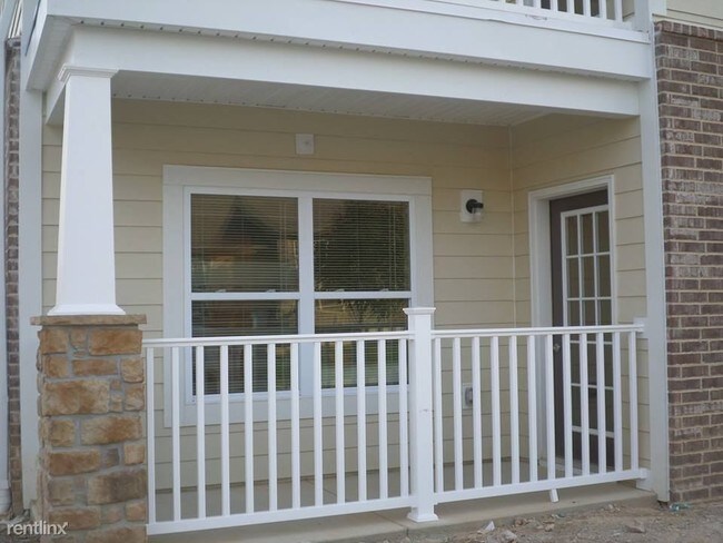 Building Photo - 1517 Cottleville Pky