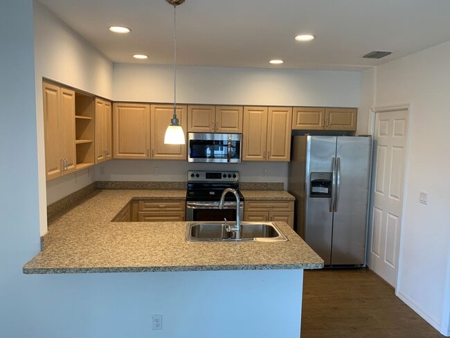 Building Photo - 3/2.5/1 New Construction Town-home