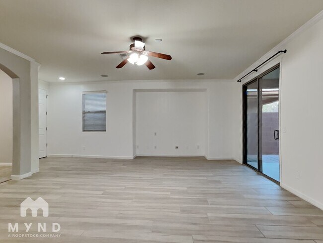 Building Photo - 17964 W Carol Ave