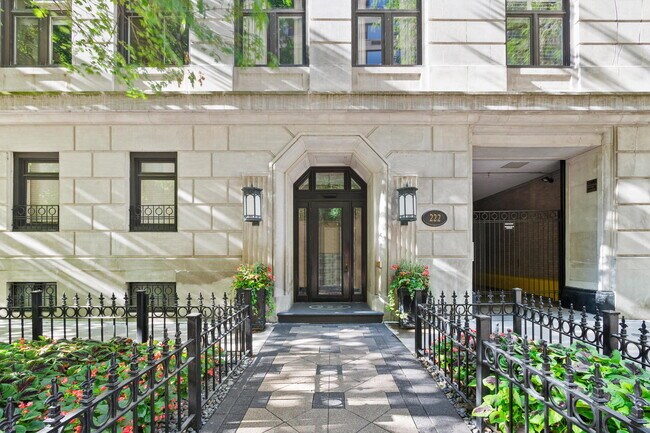 Foto del edificio - 222 E Chestnut St