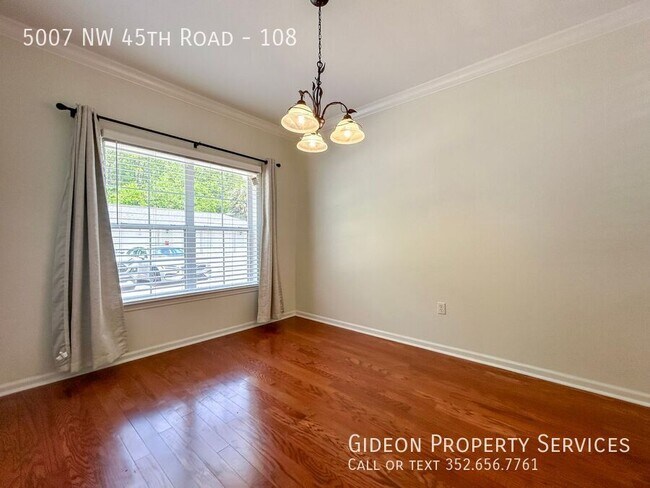 Foto del edificio - 5007 NW 45th Rd