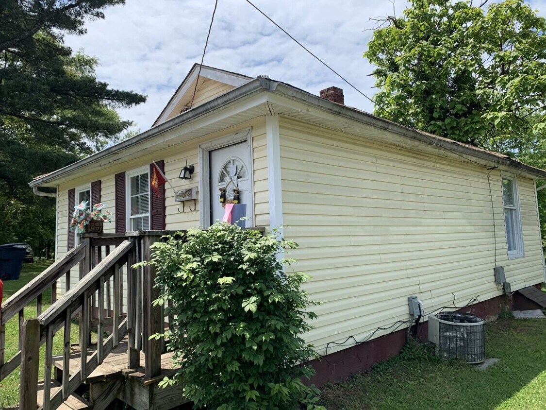 Foto principal - Single Family Home