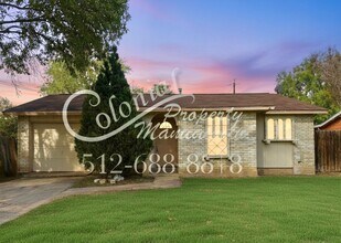 Building Photo - 2143 Henrietta St