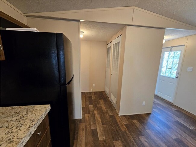 Building Photo - 24369-2-24362 Bingham Creek Rd