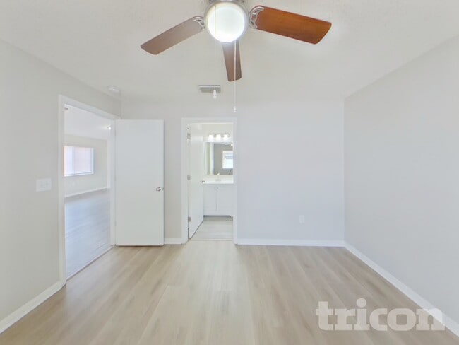 Foto del edificio - 4432 Country Hills Blvd