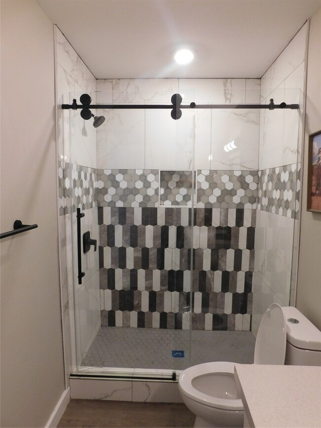 Building Photo - 7109 Avenue L