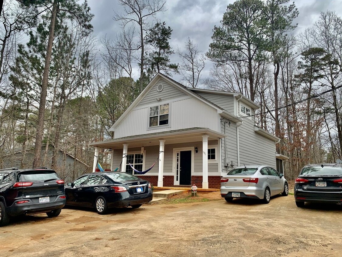 Primary Photo - Large 4bed/4bath Cedar Shoals Townhome!