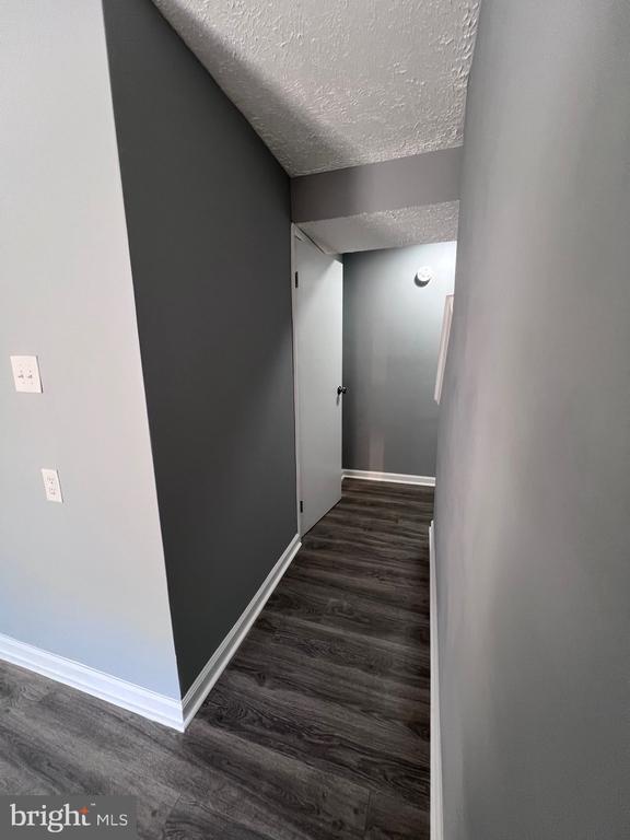 Foto del edificio - 307 Brethour Ct