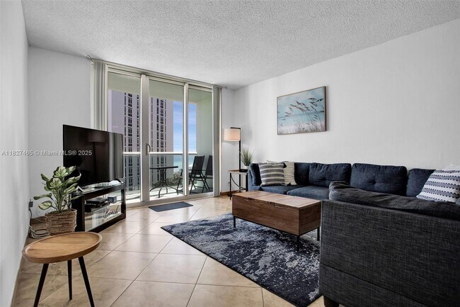 Building Photo - 3901 S Ocean Dr