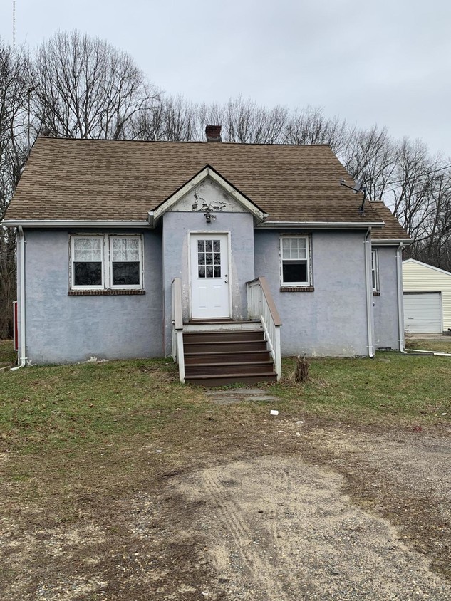 Primary Photo - 510 Englishtown Rd