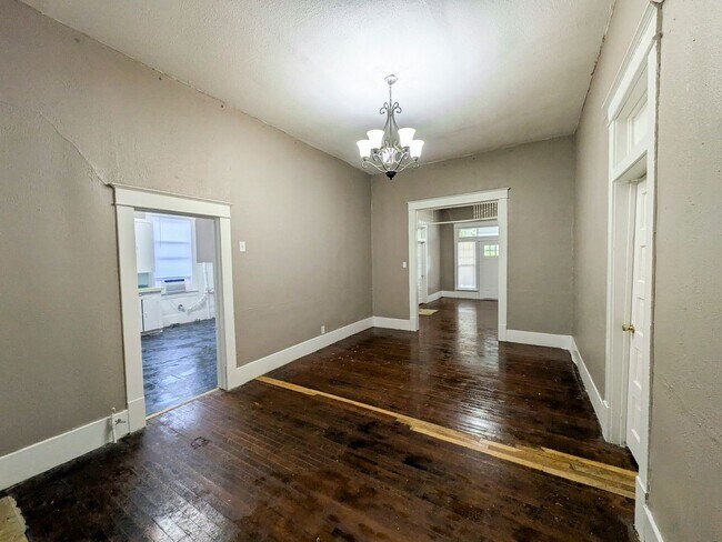 Foto del edificio - 1045 Long Ave