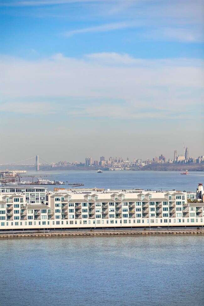 Foto del edificio - 1500 Hudson St