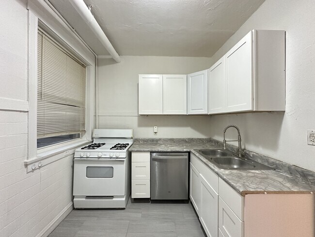 Foto del edificio - 3958 N Janssen Ave