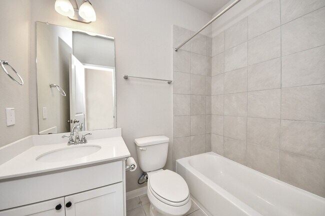 Foto del edificio - 1930 Waters Branch Dr