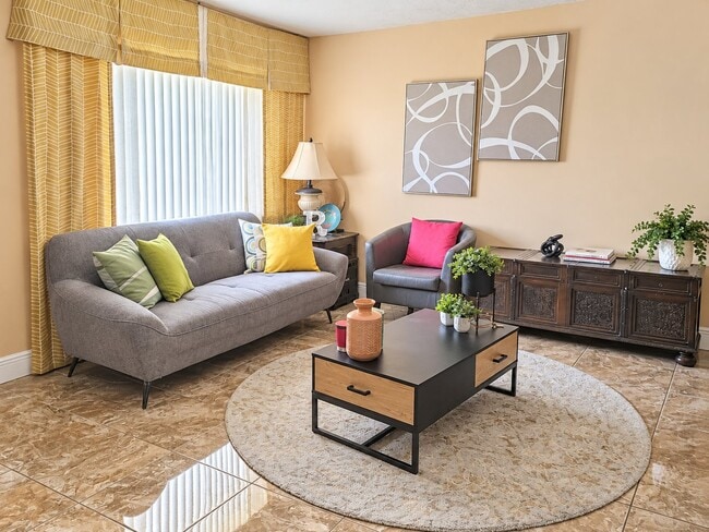 Photo - 2004 NW 38th Terrace (Lauderdale Lakes, FL) Townhome