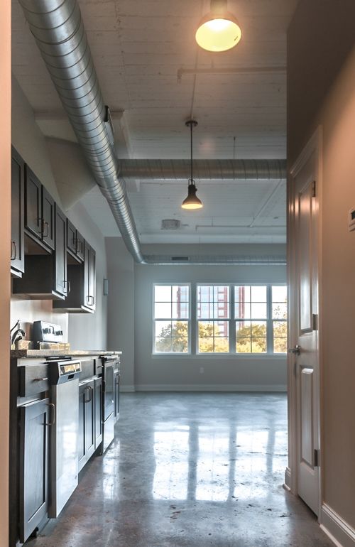 Estrecha en la cocina - The Lofts at 733 Broadway