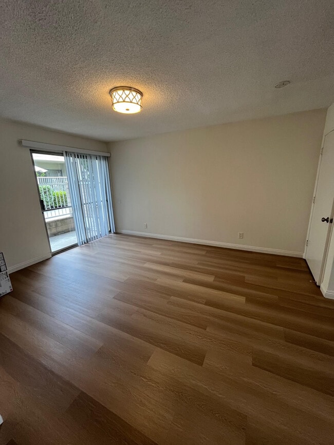 Building Photo - Arcadia Pines