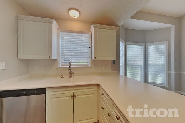 Building Photo - 305 Aqua Marine Ln