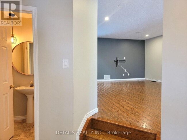 Building Photo - 171 Windhurst Dr