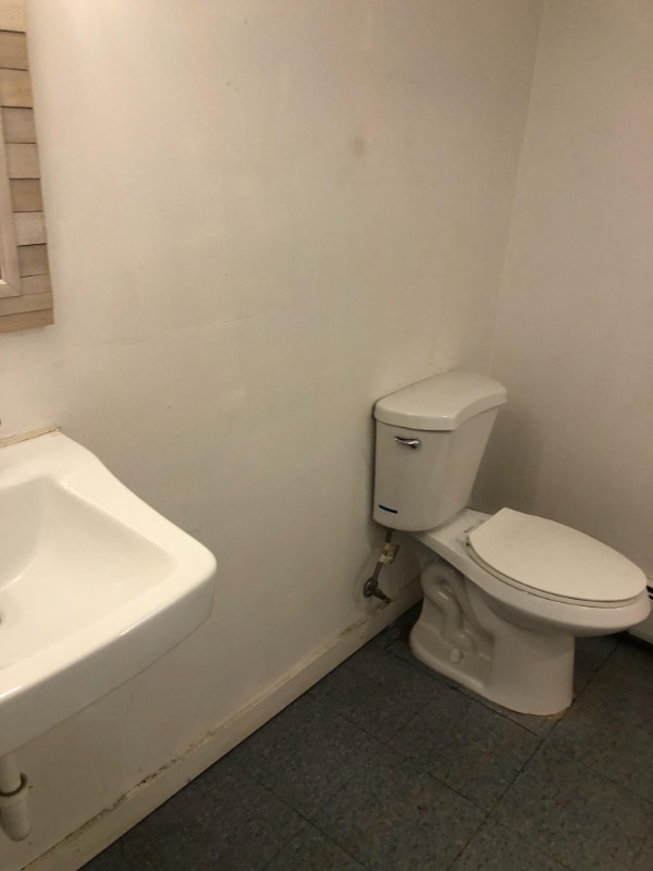 Building Photo - 2263 Elmore Rd