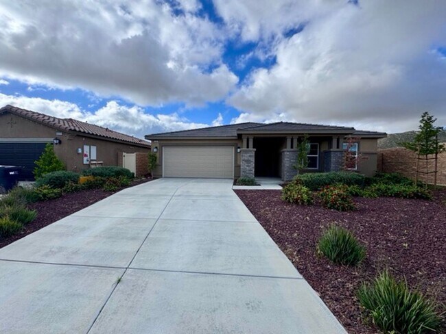 Foto del edificio - Newly built 4 bedroom Winchester home for ...