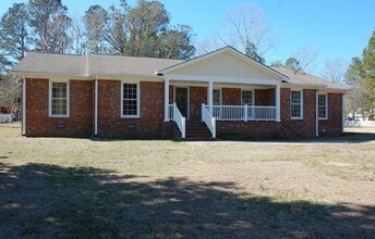 Building Photo - 104 Dorchester Ln