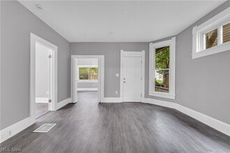 Building Photo - 2050 W 83rd St
