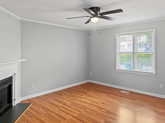 Building Photo - 6749 Chauncey Dr