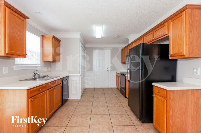 Foto del edificio - 2422 Fairstone Ave