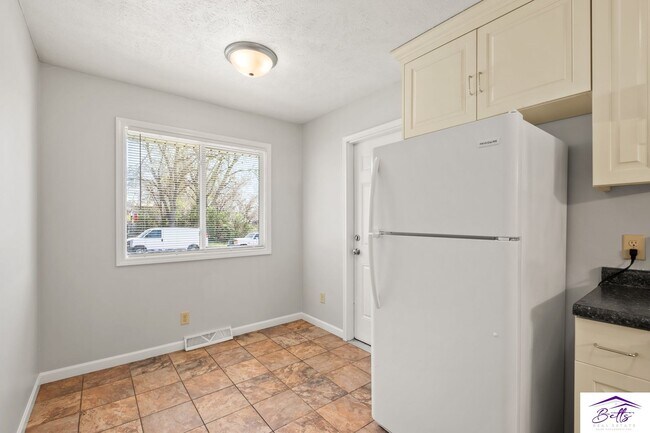 Foto del edificio - CAMDEN DUPLEX 11614-16