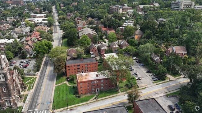  - Tiffany Place