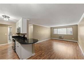 Building Photo - 3120 Hennepin Ave