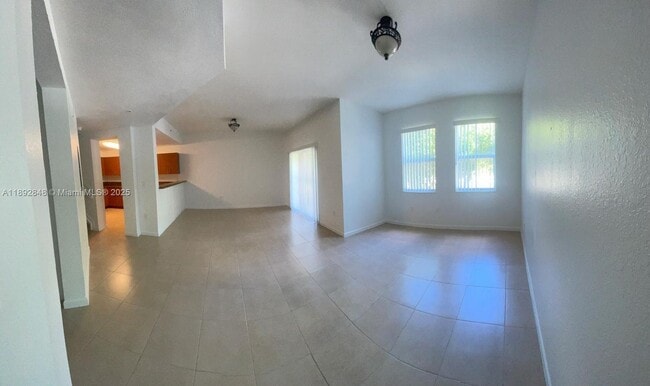 Foto del edificio - 11202 NW 83rd St