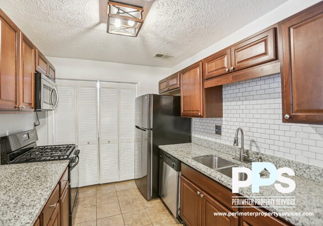 Foto del edificio - 801 Countryside Pl