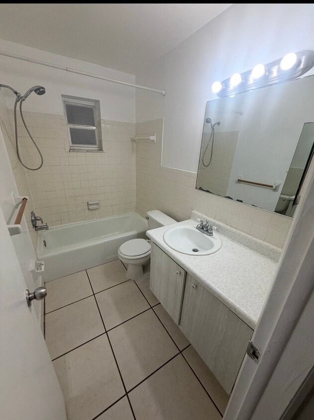 Photo - 702 N L St (Lake Worth Beach, FL)