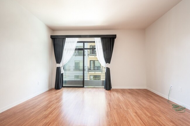 Foto del edificio - Gorgeous condo for rent