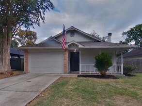 Building Photo - 14202 Clear Forest Dr
