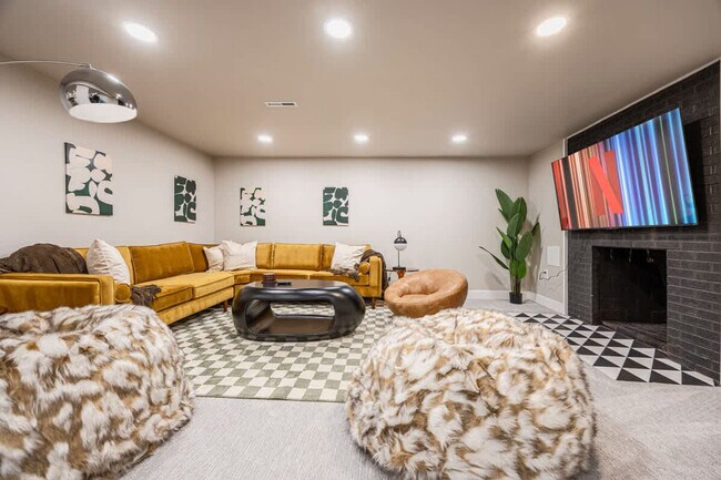 Foto del edificio - 12080 W 32nd Dr