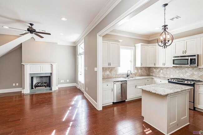 Foto del edificio - 755 Boxelder Dr