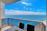 Foto principal - 18101 Collins Ave
