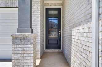 Building Photo - 9635 Akashi Run Dr