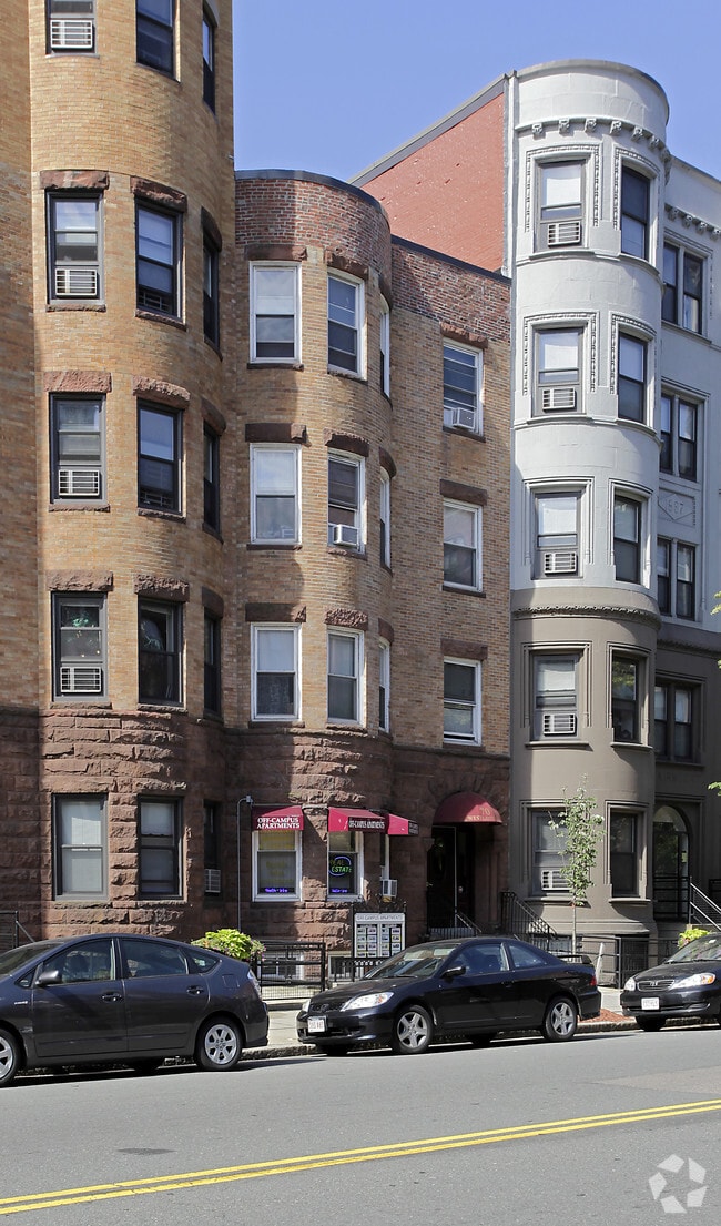 Primary Photo - 70 Westland Ave Apartments