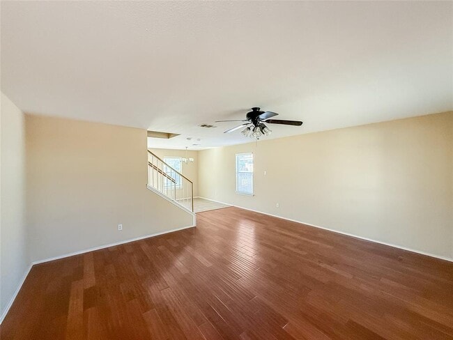 Building Photo - 909 Remington Dr